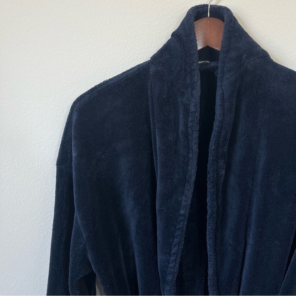 M’s Croft & Barrow Robe - Picture 3 of 9